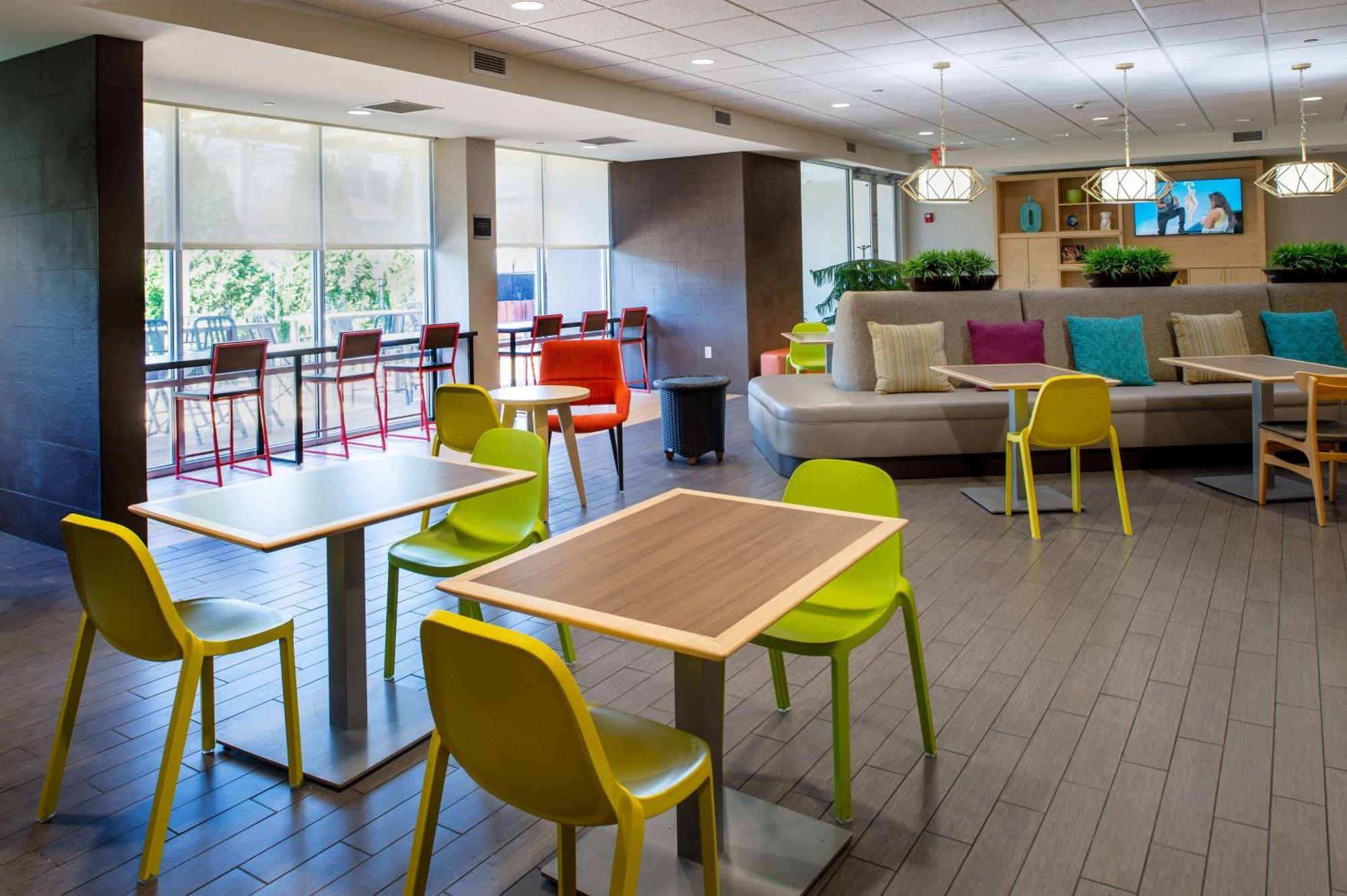 Richmond Heights Home2 Suites St. Louis / Forest Park מראה חיצוני תמונה